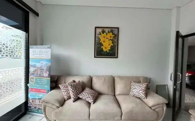 Urbanview Syariah near Stadion Manahan Solo