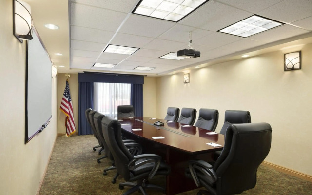Holiday Inn Hotel & Suites Barstow by IHG