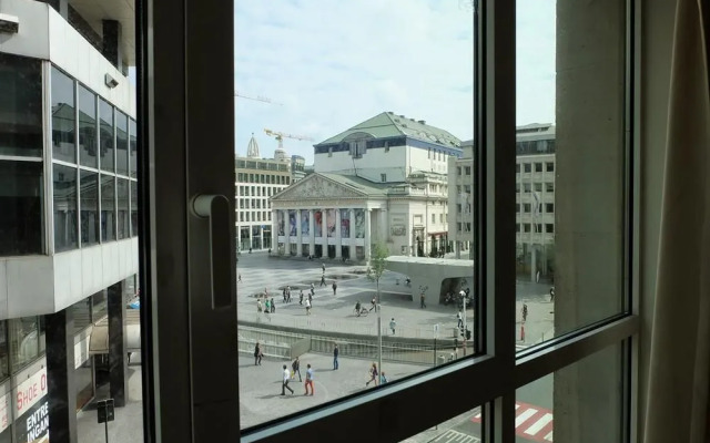 Opera 201 - AAB 48812