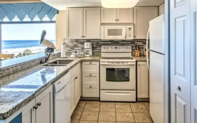 Stunning Oceanfront 3 bedroom condo