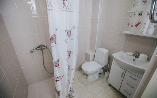 Laura Guest House