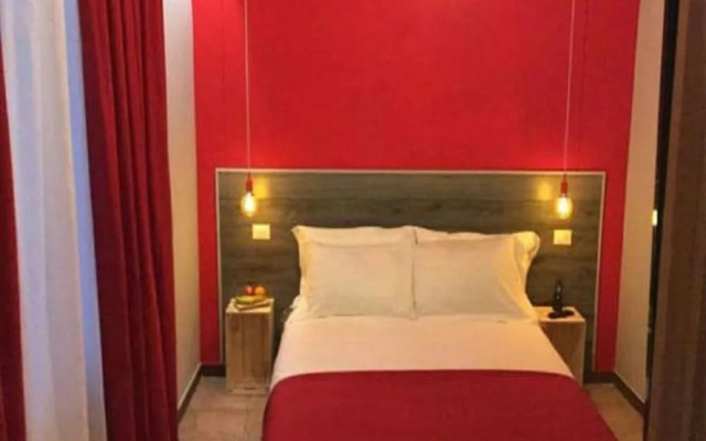 Hotel Raphael