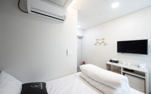 K-Guesthouse Premium Nampo 1