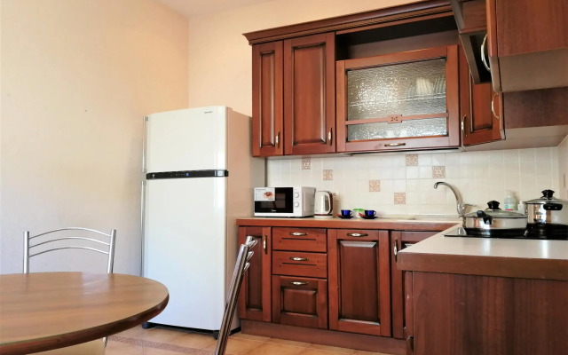 Апартаменты на улице Адоратского 1