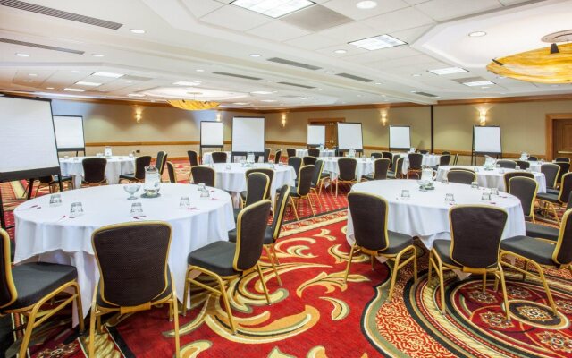 Crowne Plaza Hotel Chicago-Northbrook