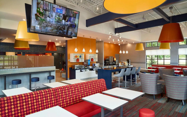 LivINN Hotel St. Paul – I-94 – East 3M Area