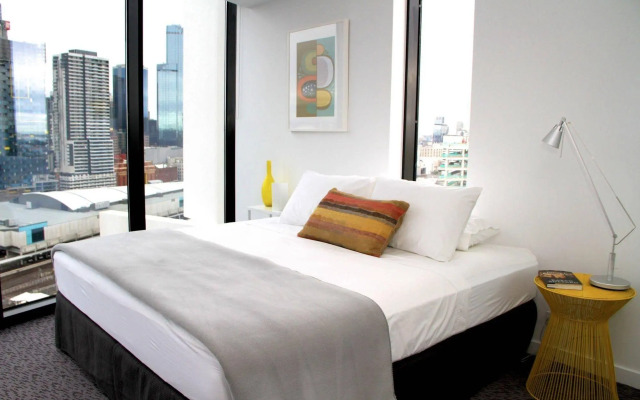Lacrosse Docklands Tower