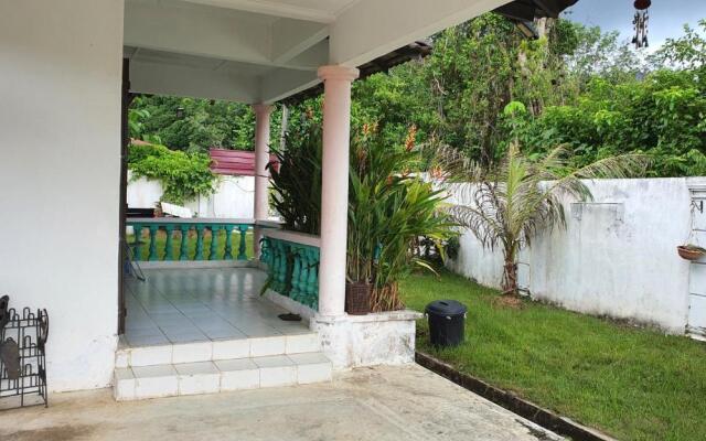 Rumah Banglow Setingkat, 3 Bilik