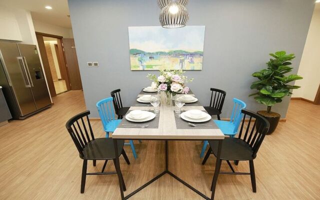 Homefromhome Metropolis Apartments