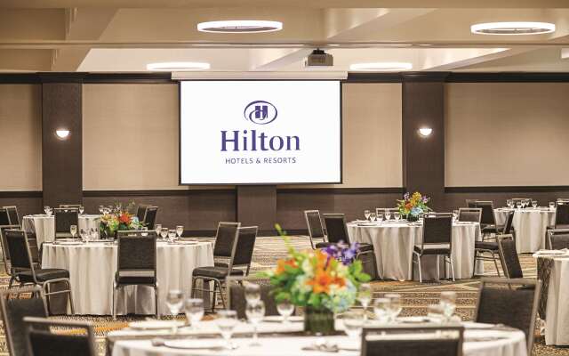 Hilton Knoxville Airport