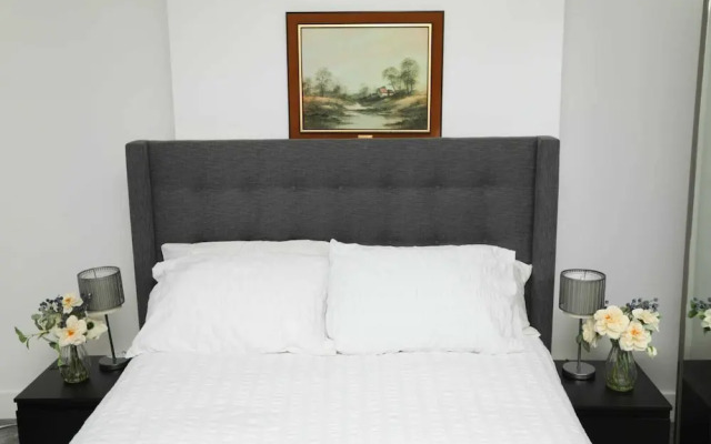 Impeccable 3-bed House in Plumstead, London