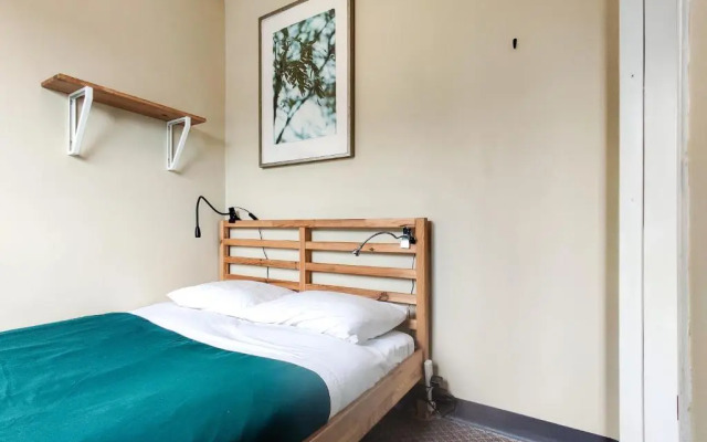 Squamish Adventure Inn & Hostel