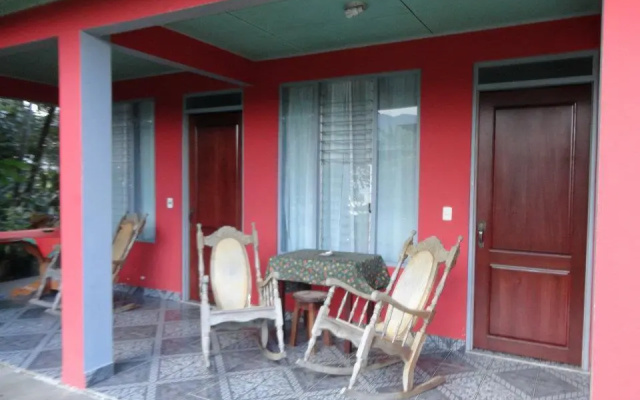 Cabinas Las Tinajas