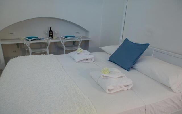Dama Bianca Boutique Hotel Ostu