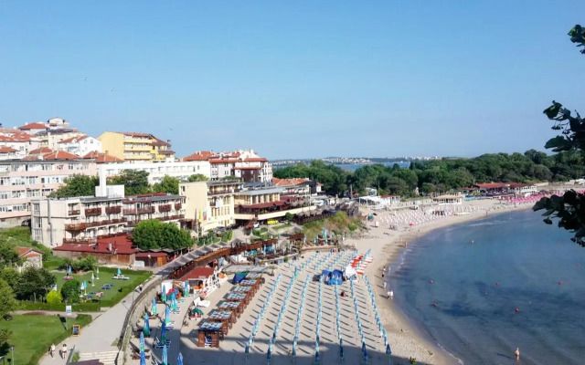 Guest House Kera