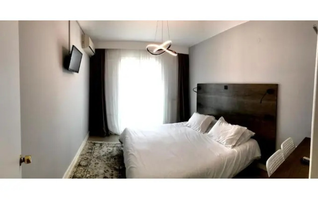 Anthousa Hotel