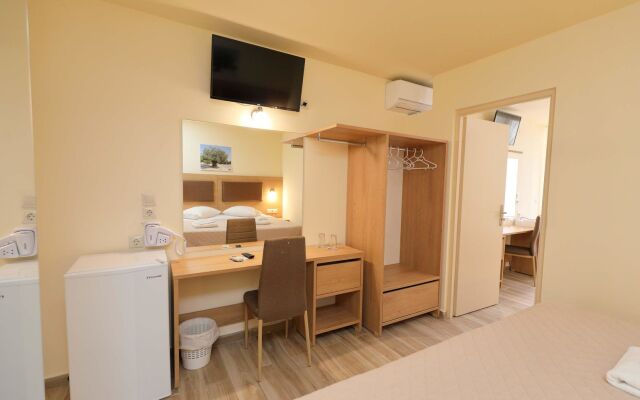 Sunbay Hotel