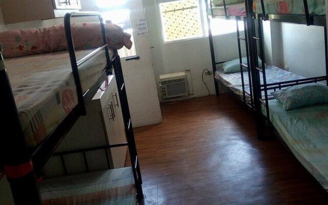 Anika's Stay Over - Hostel