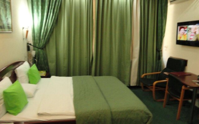 Relax Comfort Suites