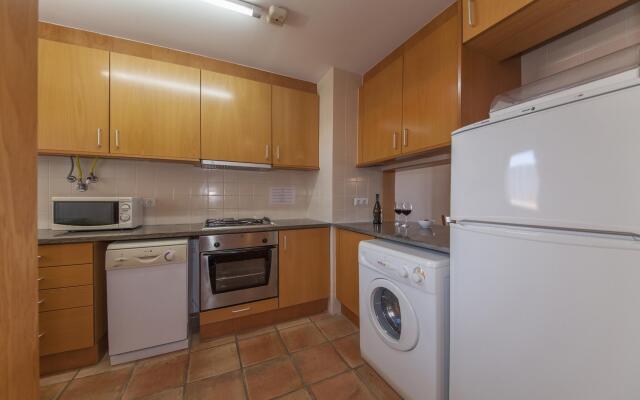B46 - MarinaPark Apartment with Seaview
