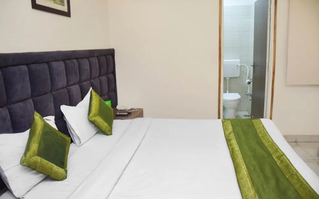 Treebo Trip Metro Inn