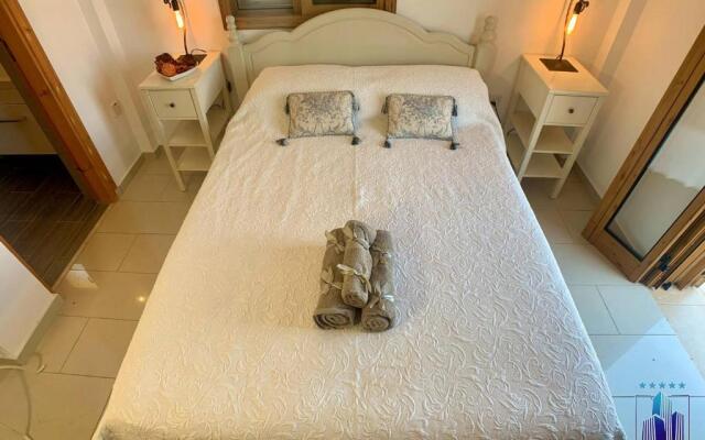 Sea View Villa W/ Private Pool + Beach Only 150m