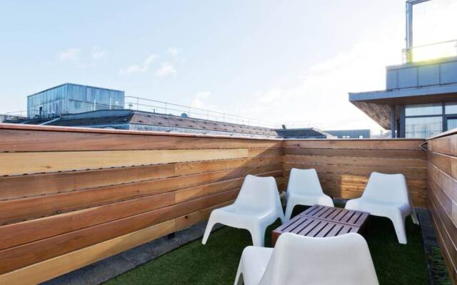 2 Bedroom Rooftop Apartment in Temple Bar Sleeps 6