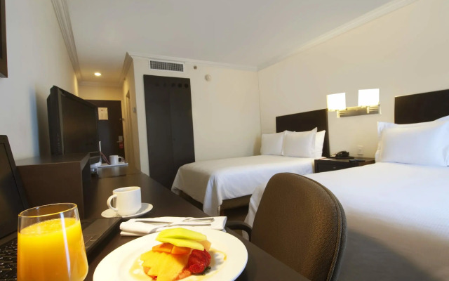 Fiesta Inn Cuernavaca