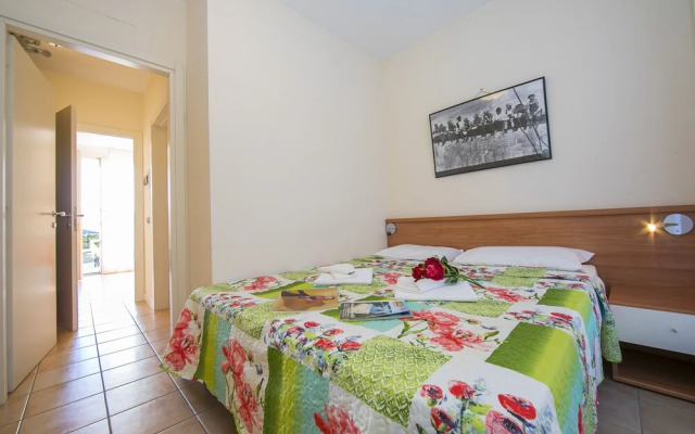 Porto Letizia Begonia 4