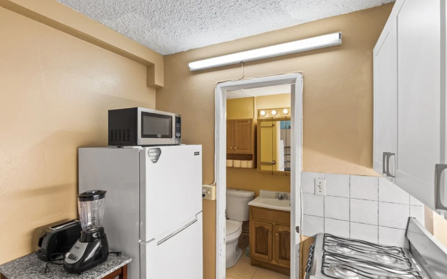 Caribbean View 1 Bedroom Condo by RedAwning