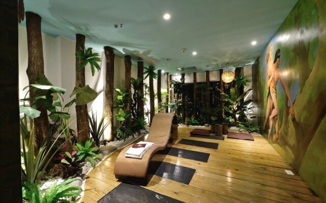 Eden Exoticism Planet Hotel