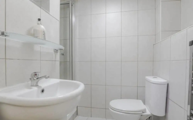 OYO Sangha House - Short Stays