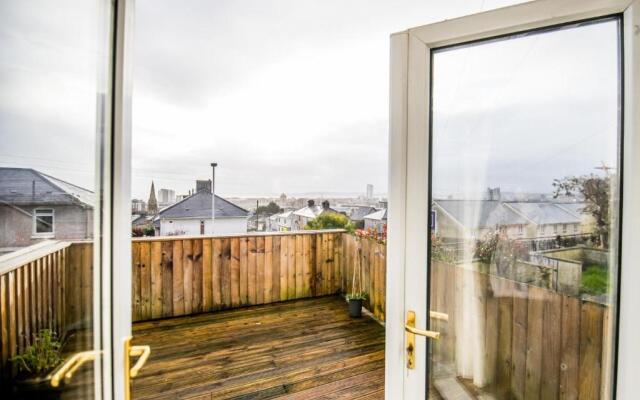 Stunning 2BD Family Retreat Swansea