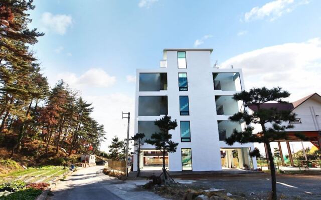 Ulsan Ganjeolgot View Pension