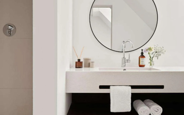 Bob W Munich Schwabing