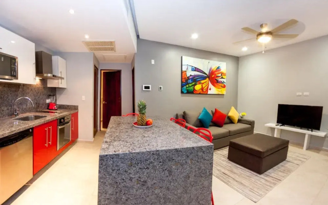 In heart of town 1BR condo in steps distance from the 5th Av by Happy Address