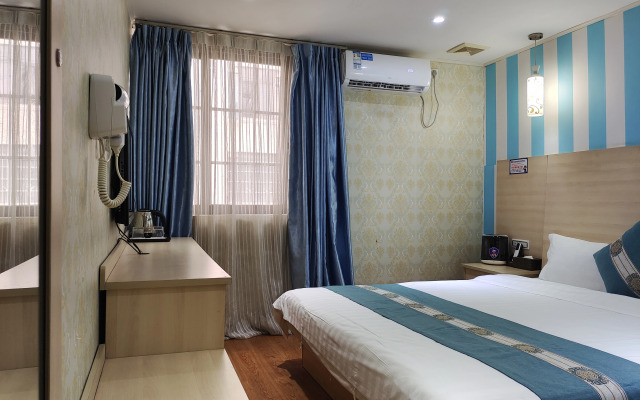 CMAX Hotel