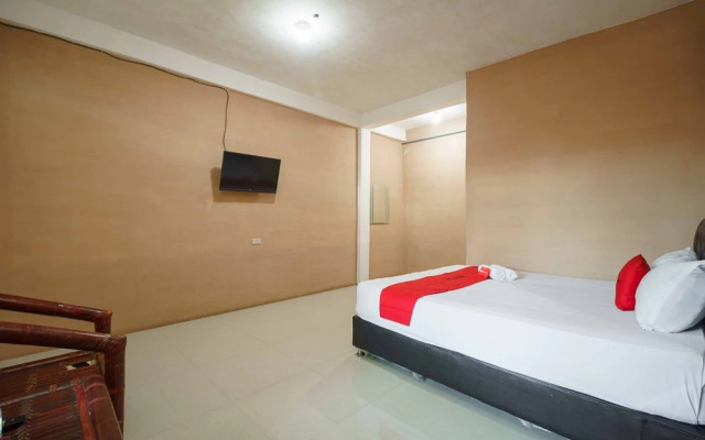 RedDoorz Syariah Hotel Enasti Berastagi