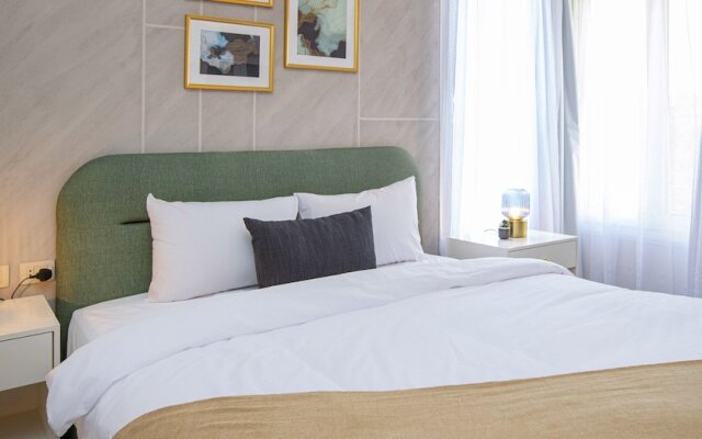 Prime Select The Crown