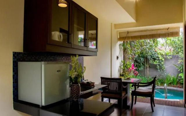 Ladera Villa Ubud by Zuzu