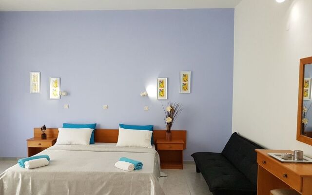 Pyrgos Hotel Apartments