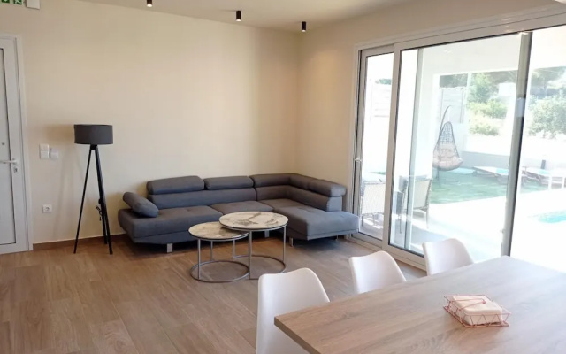 Diamond Nevelo Quality Villas