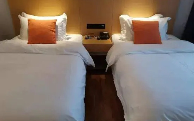 Tung Pak King Hyatt Delicate Hotel