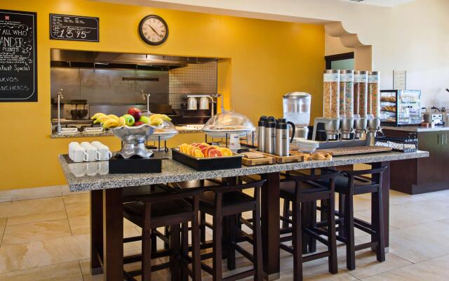 Hilton Garden Inn Valencia Six Flags