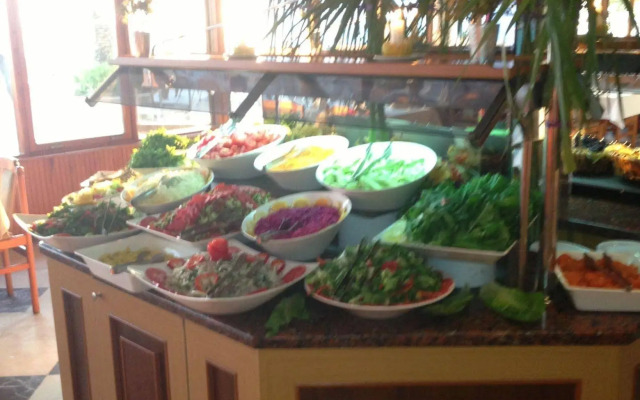 Rubi Hotel