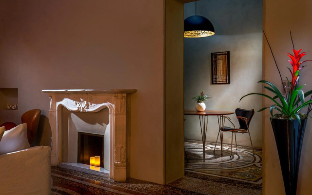 Suite Sistina For Brave Lovers