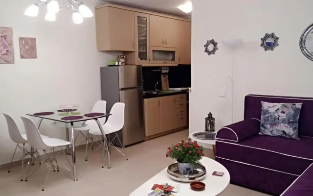 Iris Deluxe Suites 1