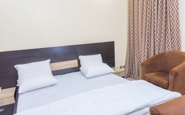 Lexrach suites