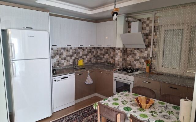 Family Apart Hotel 2022