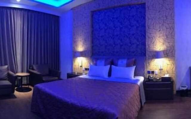 Yinxiang Xihu Motel